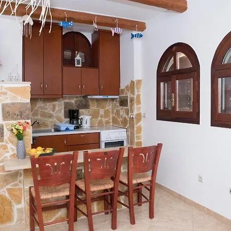 Bella Style & Ξενοδοχείο 3*