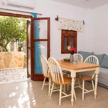 Bella Style Rooms&apartments 3*