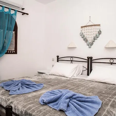 Bella Style Rooms&apartments Pitsidia